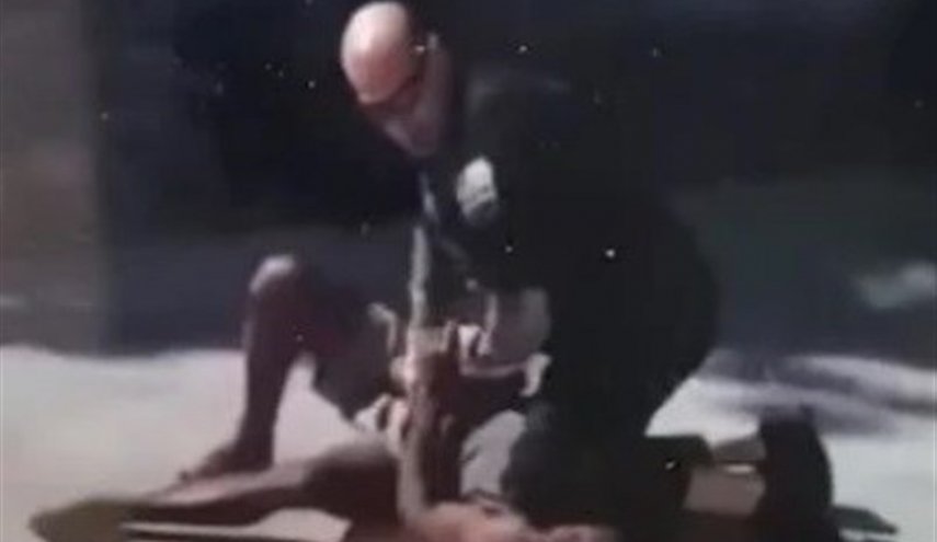 پلیس آمریکا بار دیگر از تکنیک «فشار بر گردن» استفاده کرد

