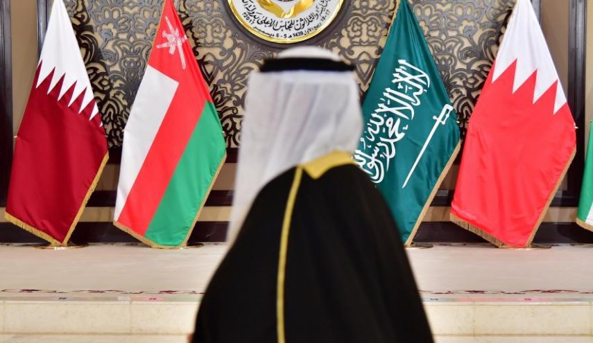 فوكس نيوز: الإمارات أفشلت اتفاقاً لحل الأزمة مع قطر