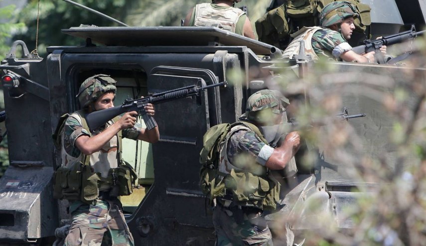 إطلاق النار على مراكز ودورية للجيش اللبناني شرق لبنان 
