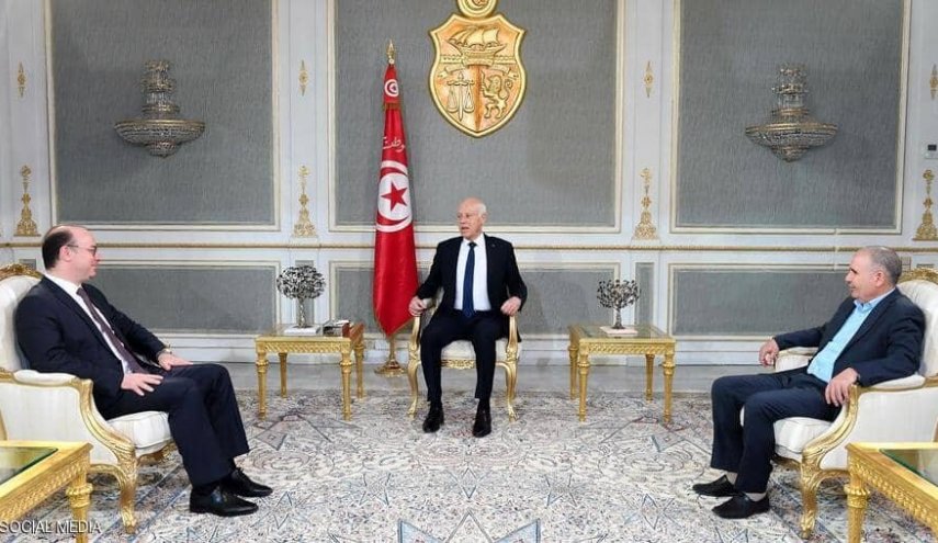 رئیس‌جمهوری تونس الغنوشی را به چالش کشید: خبری از تغییر دولت نیست
