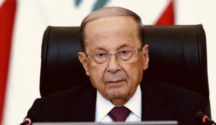 الرئيس اللبناني: لإعادة النظر ببعض اجراءات كورونا