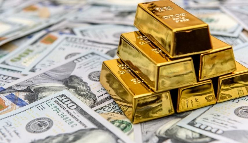 الذهب يتجاوز الـ 1800 دولار للأونصة