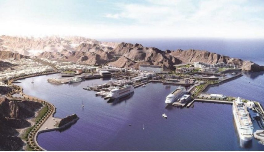 سلطنة عمان تعيد تقييم تطوير ميناء السلطان قابوس