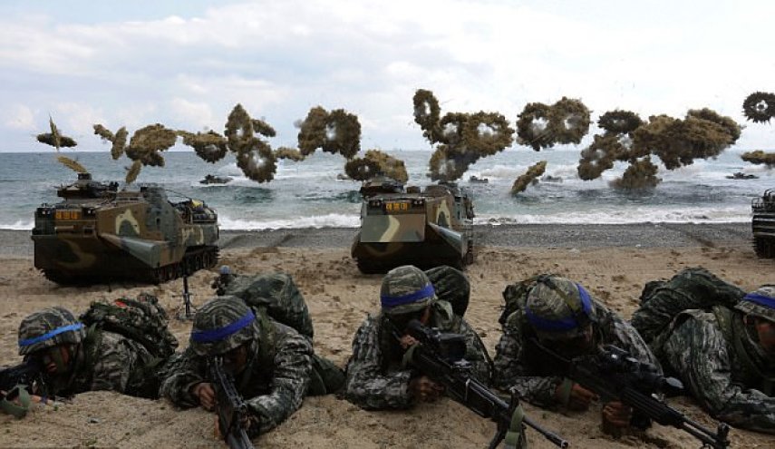 كورونا يهدد مناورات عسكرية مشتركة بين أمريكا وكوريا الجنوبية

