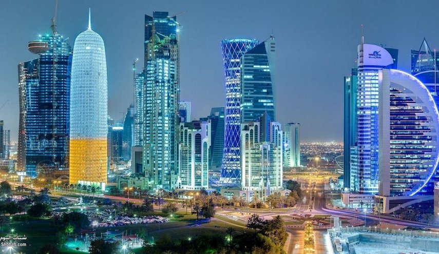 قطر ترفع قيود السفر عن 40 دولة حول العالم