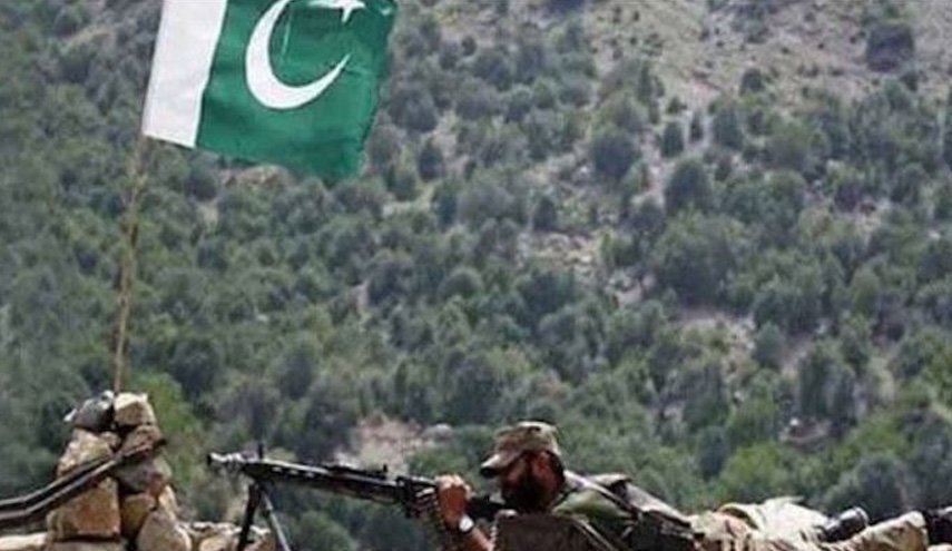 حمله تروریست ها به مرزبانان پاکستانی در ایالت بلوچستان/ یک نظامی کشته و سه نفر دیگر زخمی شدند