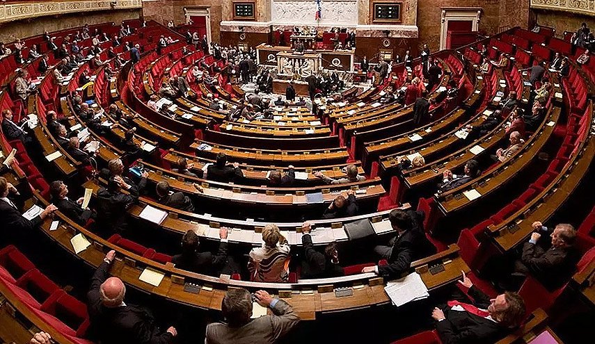 39 برلمانيا فرنسيا يطالبون البحرين بالتراجع عن إعدام ناشطين ضحيتي تعذيب