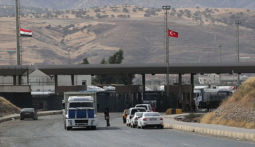 العراق يعلق قرار منح التأشيرات للأتراك  على المعابر الحدودية