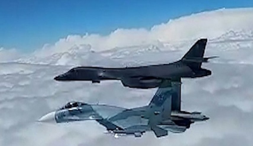 جنگنده روسیه، هواپیمای جاسوسی آمریکا را فراری داد
