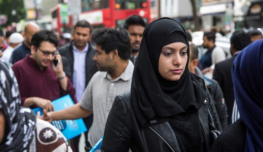 نائب بريطاني يشعل الجدل بعد انتقاده المسلمين