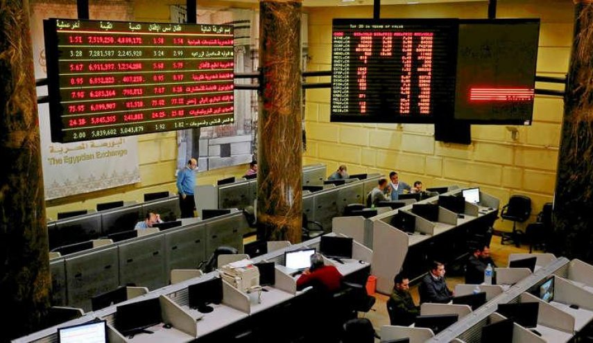 البورصة المصرية تكبدت خسائر فادحة على مدار 7 أشهر
