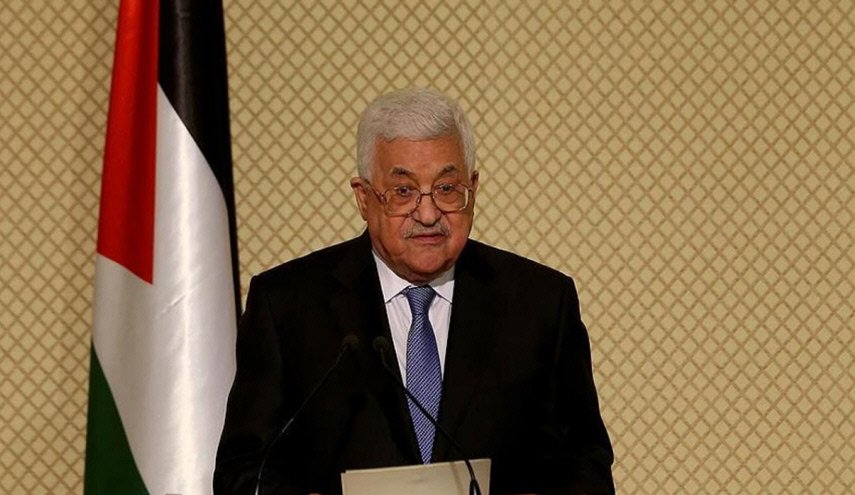محمود عباس يعلن الحداد تضامنا مع الشعب اللبناني