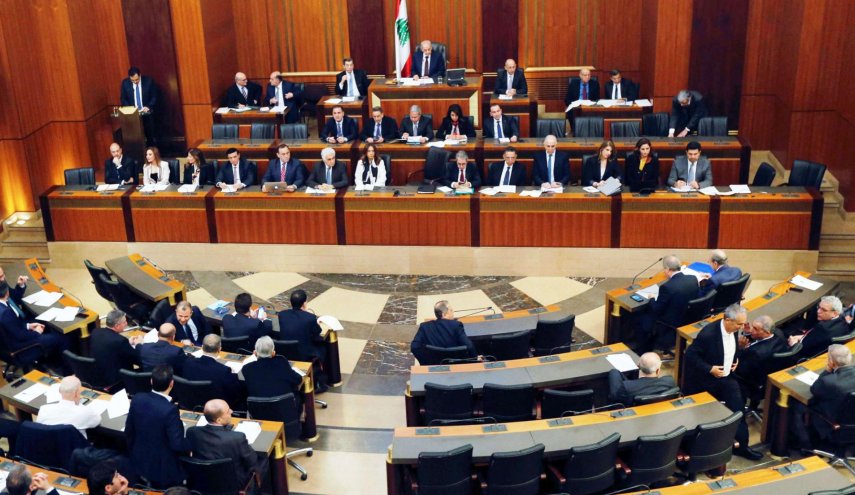 النائب ميشال معوض يعلن استقالته من البرلمان اللبناني