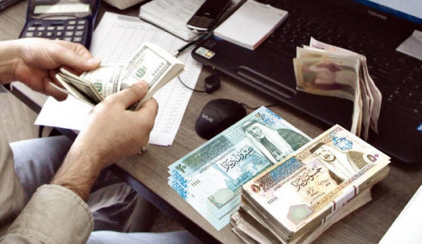 مدير خزينة 'بنك' يحتال على اردنيين بملايين الدنانير