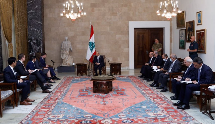 مساعد وزير الخارجية الامريكي يلتقي الرئيس اللبناني 