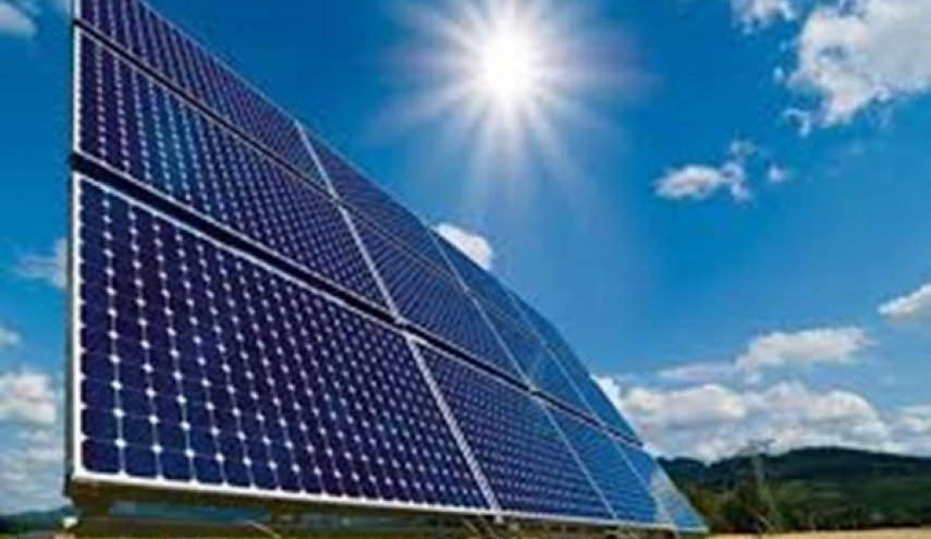 تدشين أول محطة طاقة شمسية عائمة شمال غرب ايران