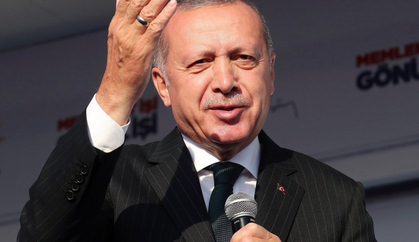اردوغان: بزرگ‌ترین اکتشاف گاز طبیعی تاریخ ترکیه در دریای سیاه رقم خورد
