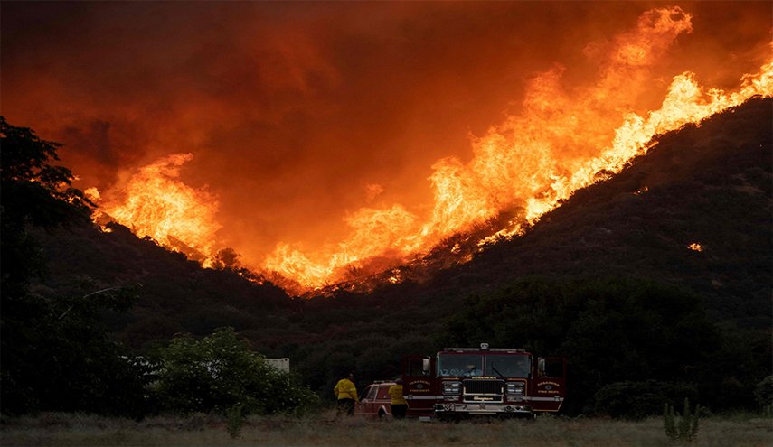 صور فضائية لحرائق الغابات المدمرة في كاليفورنيا