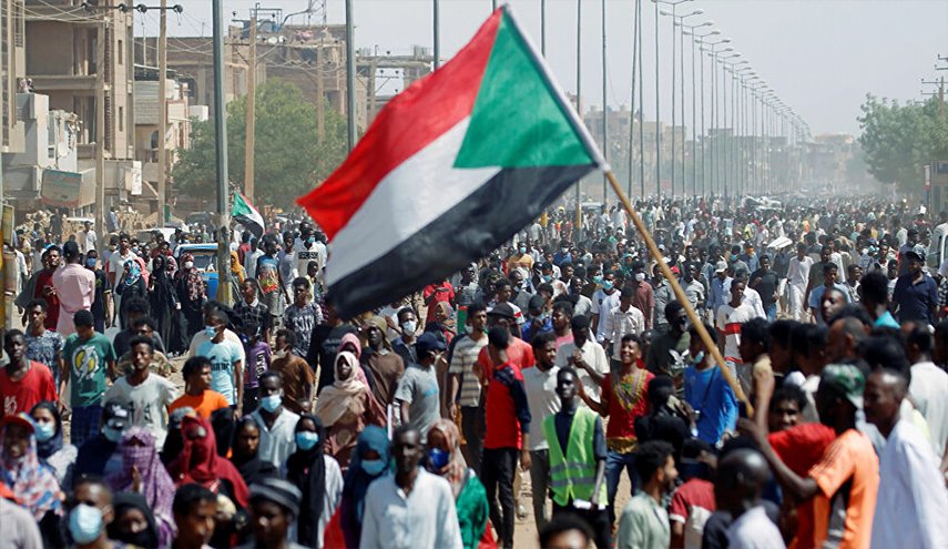 ما الثمن الذي طلبته أميركا من السودان لرفع اسمه من قائمة الإرهاب؟