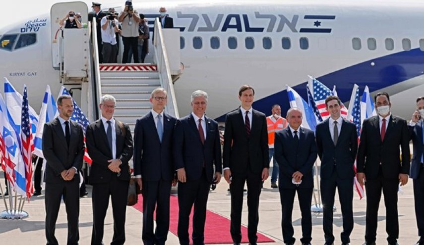 اولین پرواز رسمی از تل‌آویو به ابوظبی برخاست/ بیانیه هیأت آمریکایی و صهیونیستی در فرودگاه