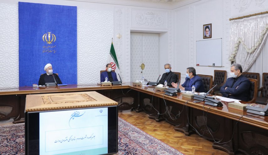  روحاني: لانسمح ان تتأثر تنمية البلاد بسبب المشاكل الاقتصادية 