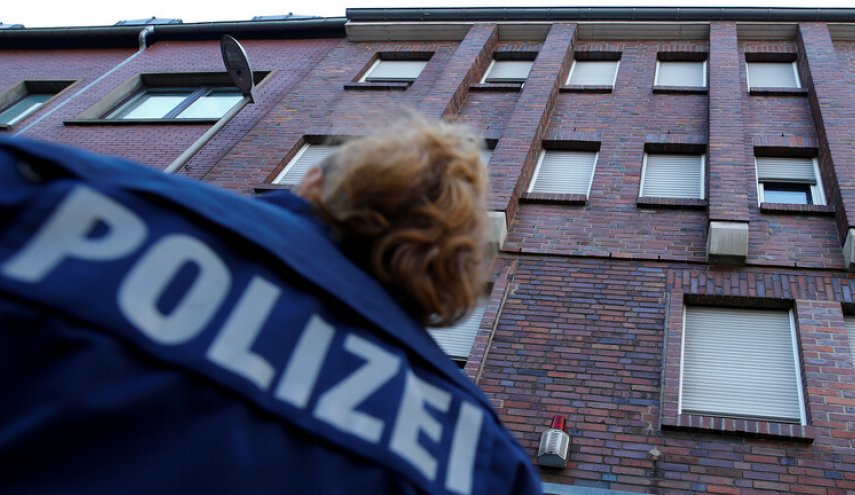 جريمة مروعة تهز ألمانيا.. امرأة تقتل اطفالها وتحاول الانتحار