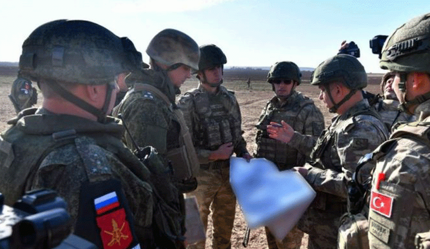مناورات وتدريبات تركية روسية مشتركة في ادلب