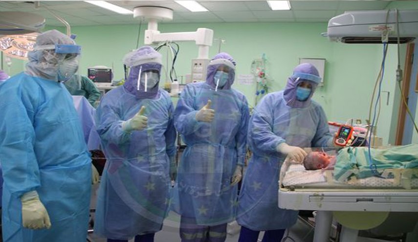 ولادة اول طفل من ام مصابة بكورونا في مستشفى غزة الأوروبي