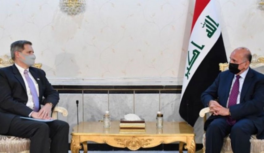وزير الخارجية العراقي يلتقي السفير الأمريكي.. ماذا دار بينهما؟