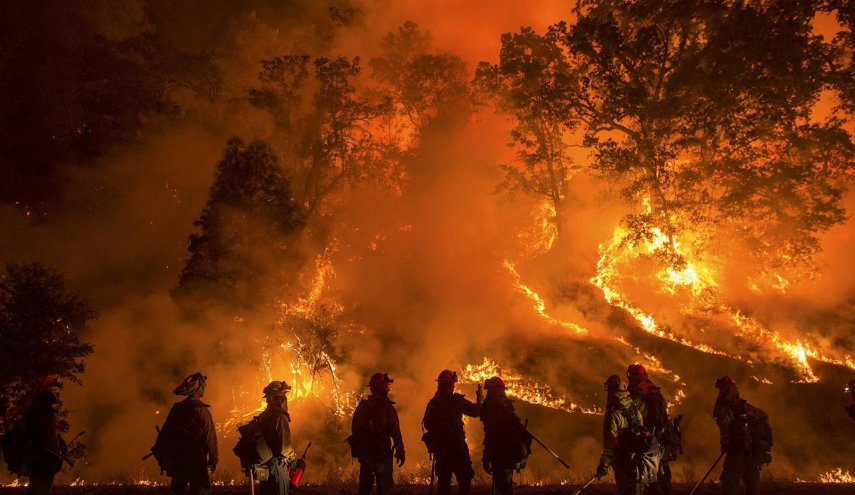 کالیفرنیا با معضل آتش‌سوزی‌های بزرگ دست به گریبان است
