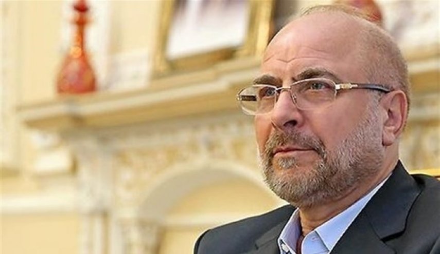 رئيس البرلمان الايراني يعزي بوفاة آية الله صانعي