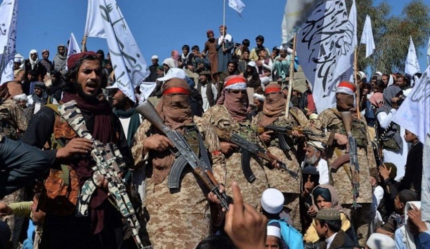 کشته شدن 35 نظامی در موج تازه حملات طالبان به شمال و شرق افغانستان 