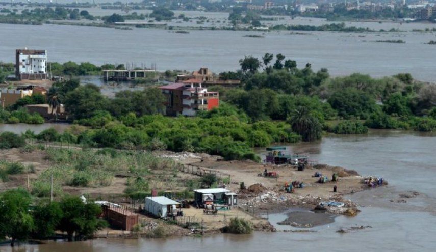 بعد الفيضانات.. انخفاض منسوب مياه النيل في السودان