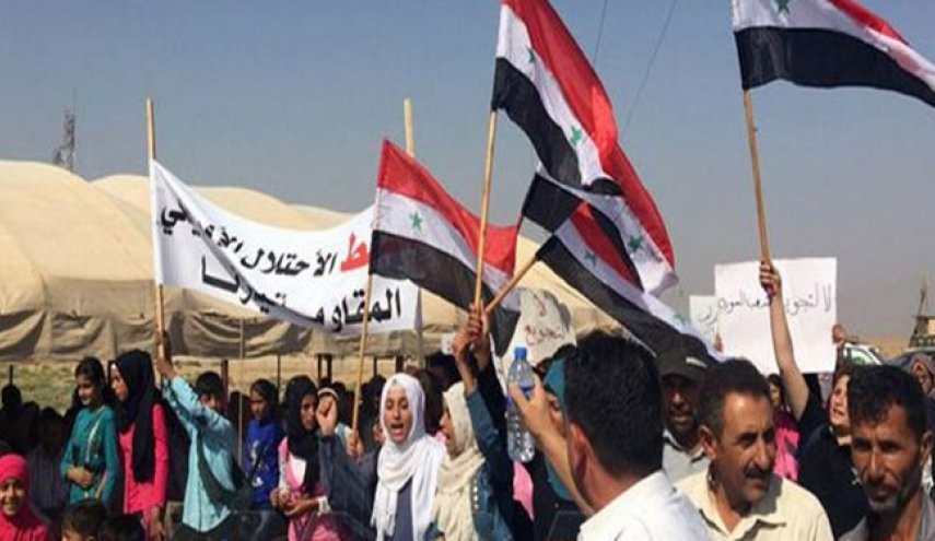 تداوم تجمع مردمی در استان الحسکه علیه اشغالگری آمریکا و ترکیه
