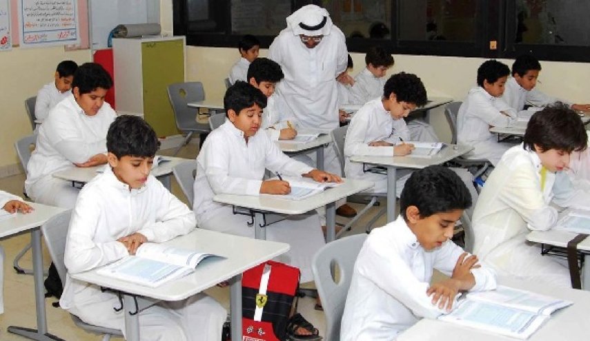 الكويت تستغني عن خدمات أكثر من 1900 معلم وافد في 2021
