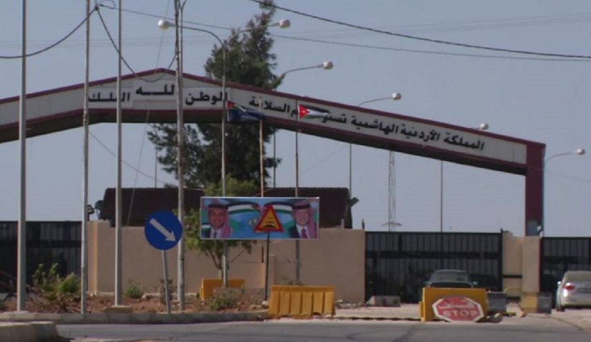 اردن گذرگاه تجاری با سوریه را بازگشایی کرد