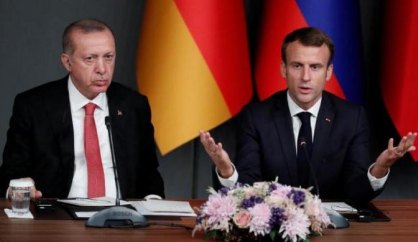 فرنسا تطالب أوروبا بفرض عقوبات على تركيا