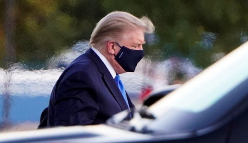 مشاور ترامپ: رئیس‌جمهور مشکل تنفسی پیدا کرده است