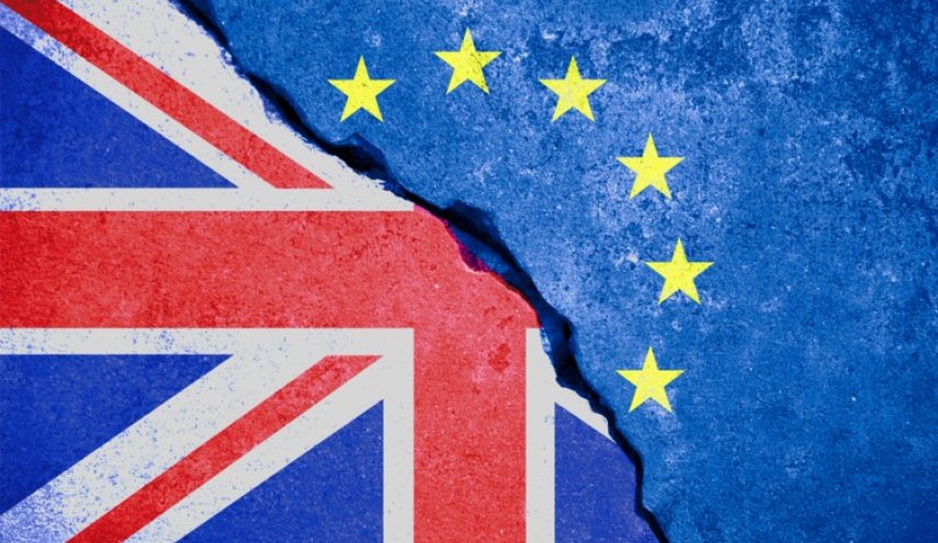 بريطانيا: سنبدأ العمل على سد الفجوة مع الاتحاد الأوروبي 
