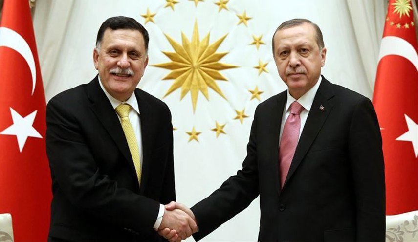 أردوغان والسراج يؤكدان على الحل السياسي للأزمة في ليبيا