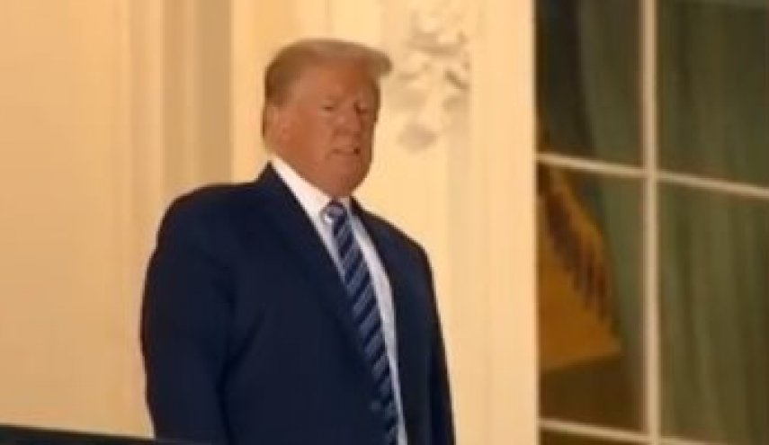 تغريدة لترامب تهبط بمؤشر داو جونز 300 نقطة