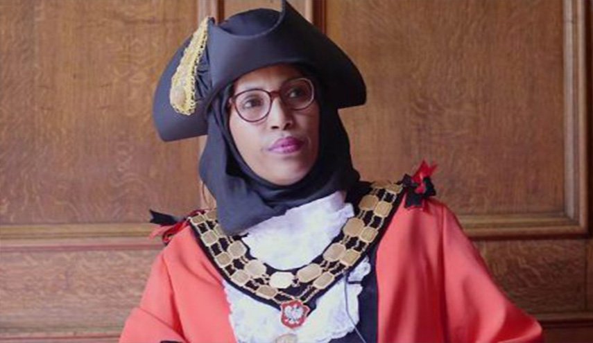 راقية اسماعيل تستقيل من عمادة إيسلينغتون البريطانية لهذا السبب