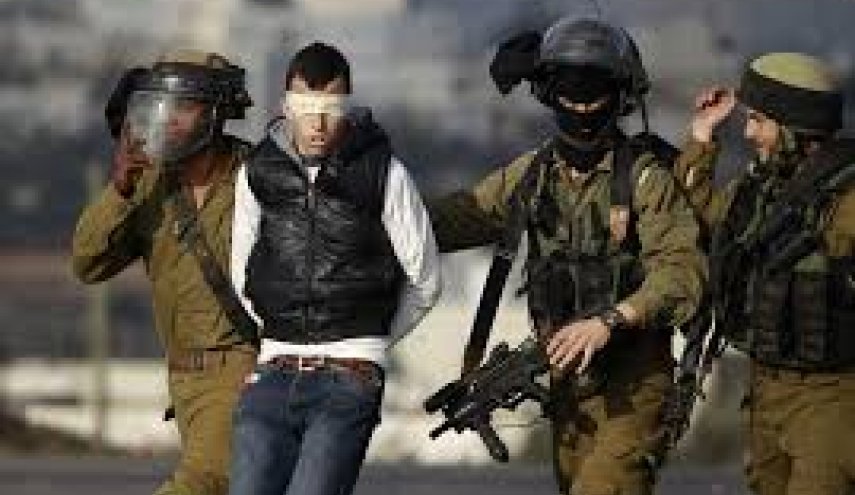 الاحتلال يعتقل شبانا فلسطينيين بالقدس والضفة