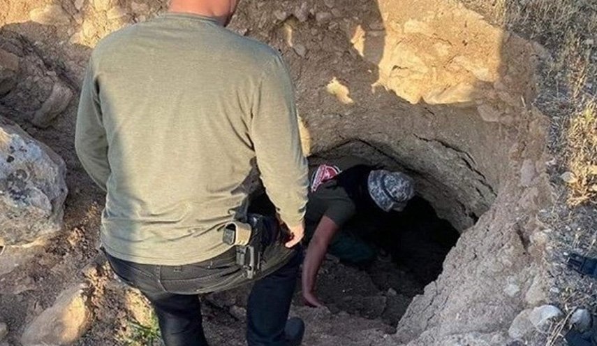 کشف تونل مخفیِ حاوی مواد منفجره تروریستهای داعش در عراق