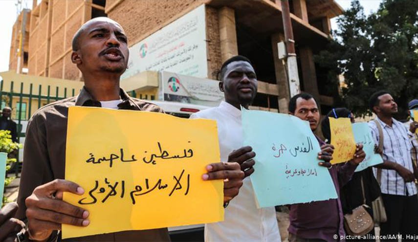 اجتماع طارئ لحكومة السودان لتقرير موقفها من التطبيع مع الاحتلال