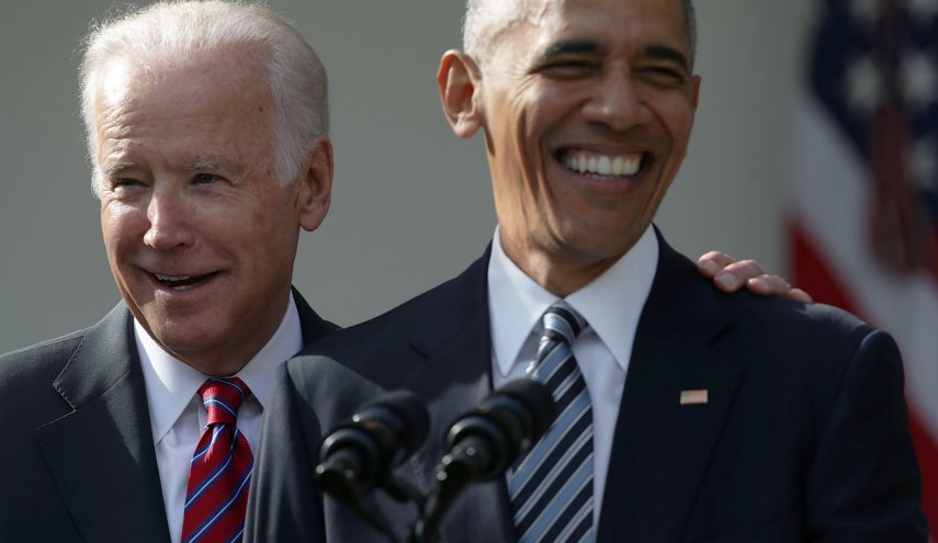 أوباما يدخل على خط الانتخابات لدعم بايدن وهاريس

