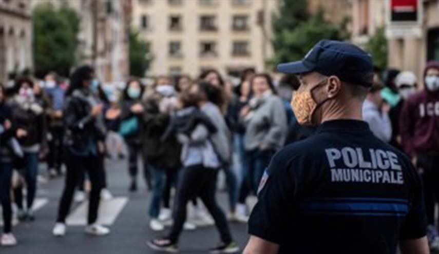 فرنسا تستعد لمظاهرات بعد مقتل المعلم صموئيل باتي قرب باريس

