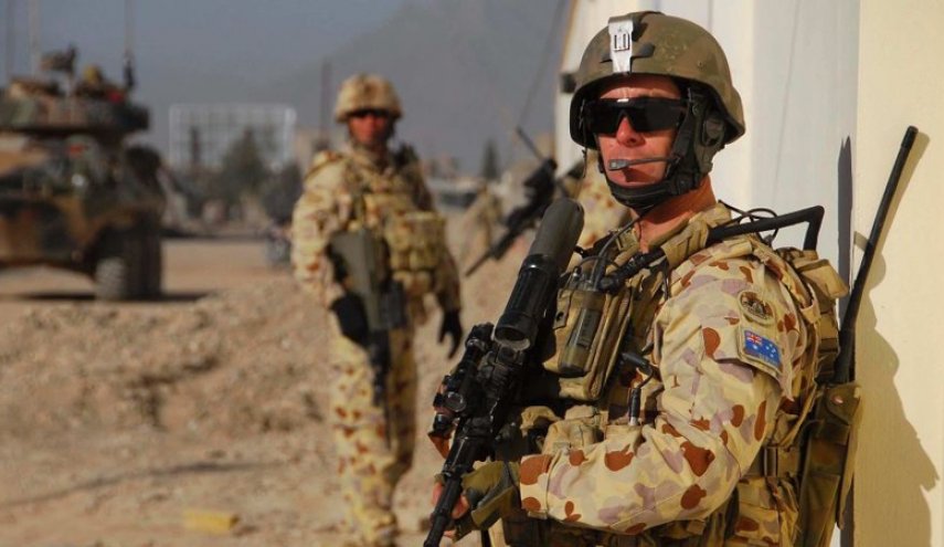 جنایات نظامیان استرالیایی در افغانستان؛ کشتن اسیر به خاطر کمبود جا در هواپیما

