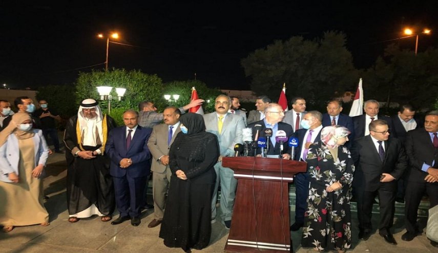 تشكيل جبهة برلمانية في العراق ونائب يقول انها ستطالب باقالة الحلبوسي