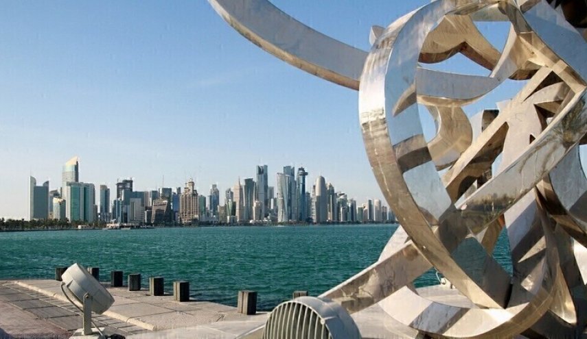 قطر توقع اتفاقا مع 